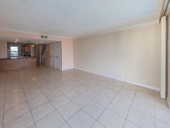 4th image of 1441 N Atlantic Ave APT 411