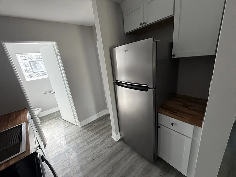 6901 N Ridge Blvd #2F — Photo 5
