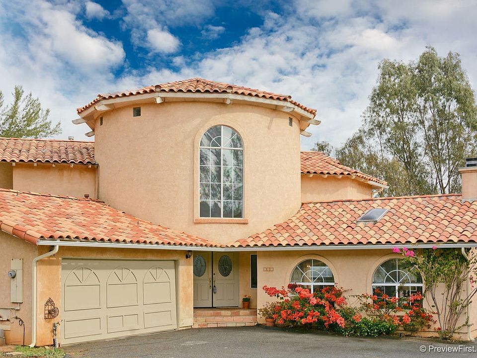 1st image of 664 Coronado Hills Dr