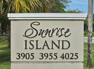 4025 N Nob Hill Rd APT 203, Sunrise, FL 33351