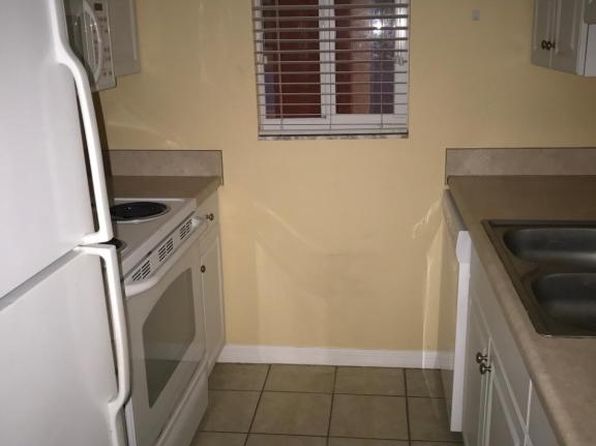 2704 2nd St APT 16