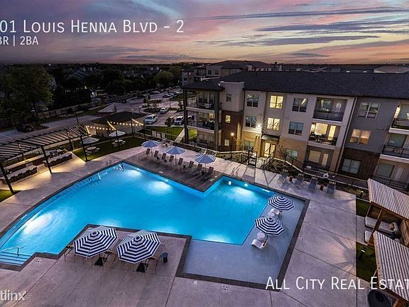 5th image of 901 Louis Henna Blvd #2
