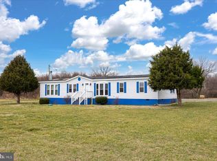 570 Ebenezer Church Rd, Hague, VA 22469