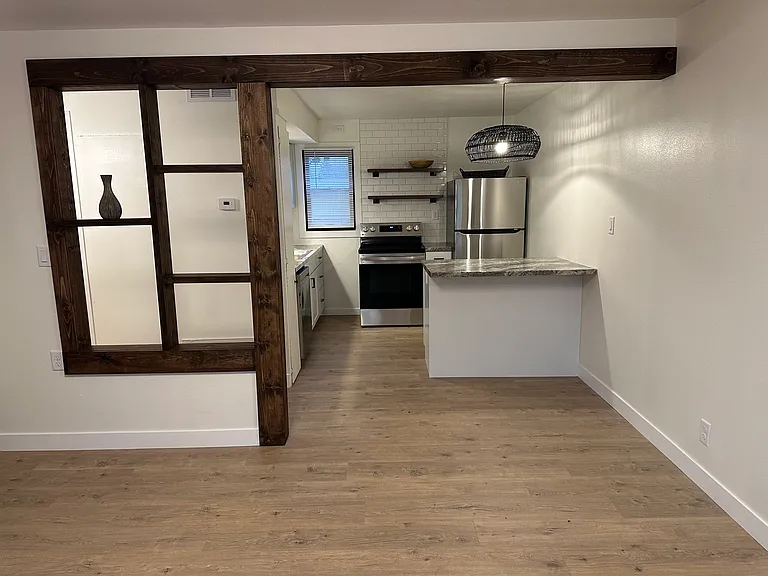 2806 Willow Dr #2810-1 — Photo 4