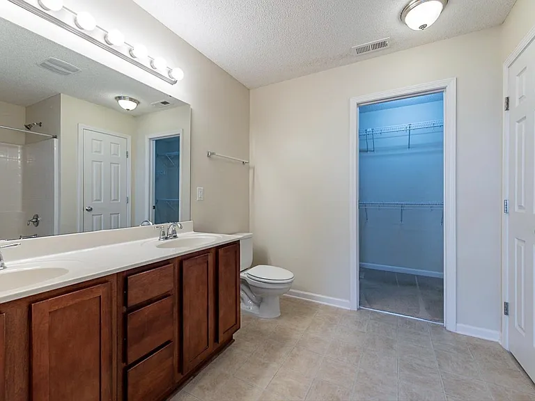 2708 Tulip Poplar Cir — Photo 12