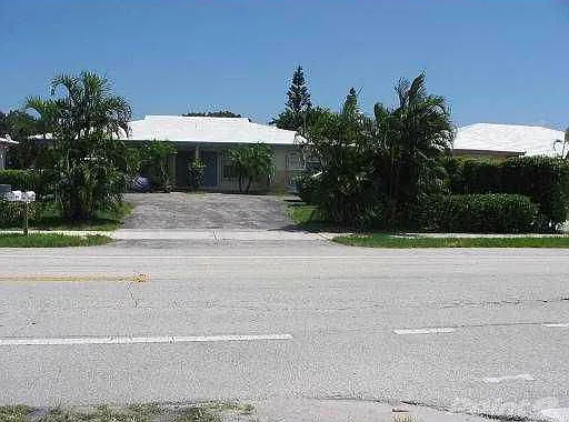 184 nw 4th