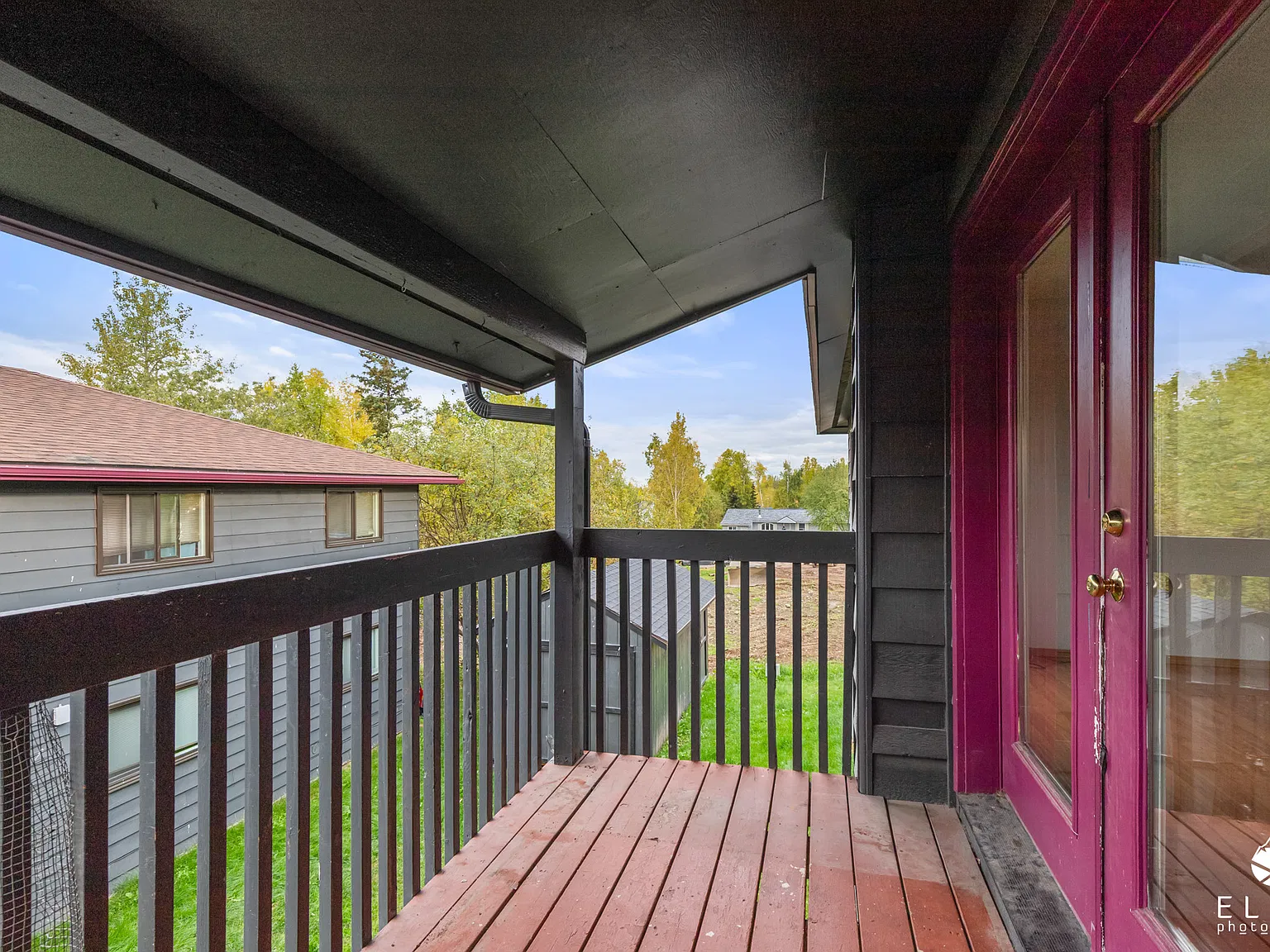 3 bed, 1250 sqft, $2,200 — Photo 4