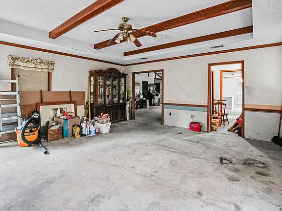 4th image of 17932 Watts Rd