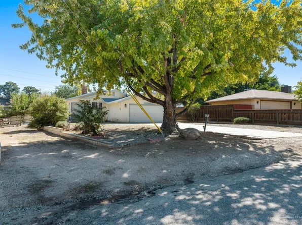 20824 Brentwood Dr, Tehachapi, CA 93561