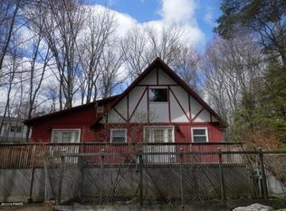 107 Waterwheel Ct, Milford, PA 18337