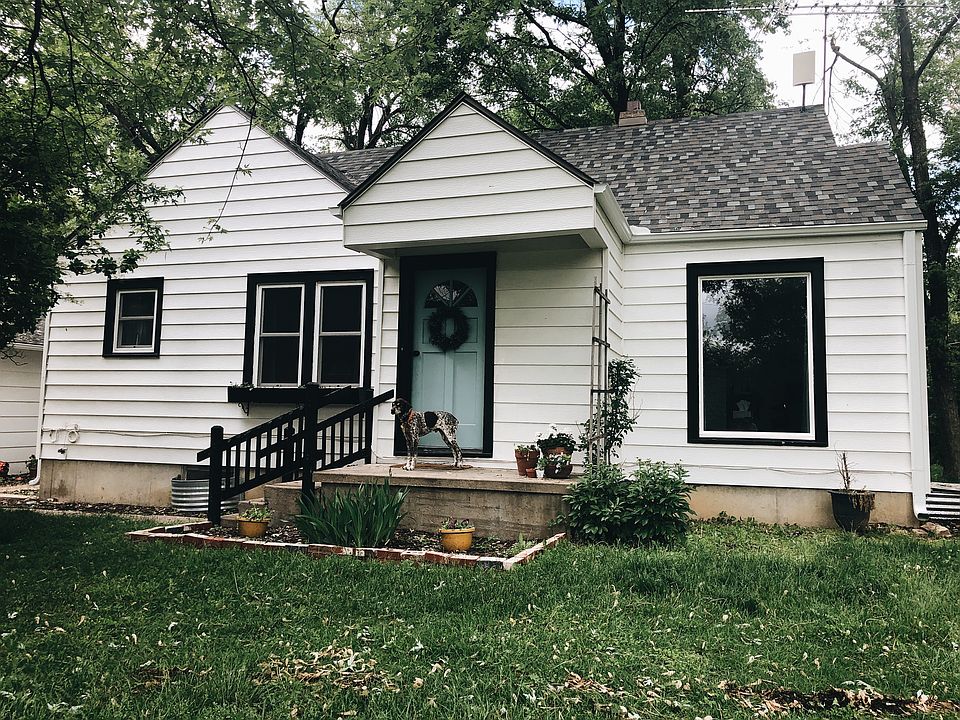 114 W 4th St, Elbing, KS 67041 Zillow