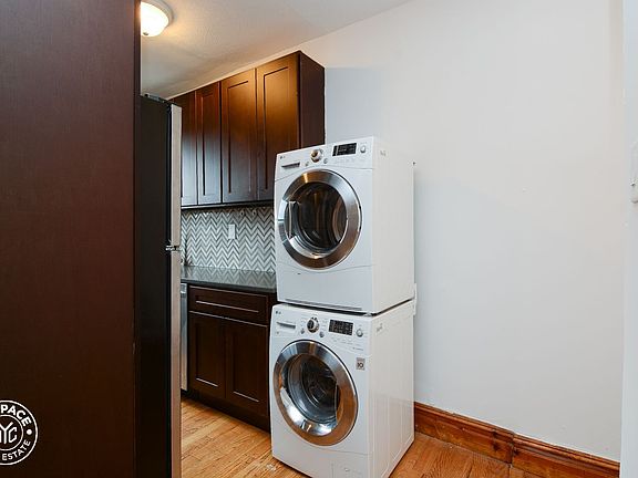 4th image of 1045 Union St APT 5F