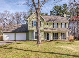 1194 Crestbrook Ln SW, Mableton, GA 30126