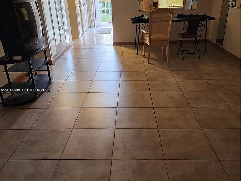 5750 NW 64th Ave #303 — Photo 7