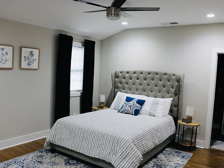 1690 Donald Lee Hollowell Pkwy NW — Photo 17