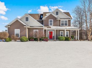 8754 Cottonwood Dr, Freeland, MI