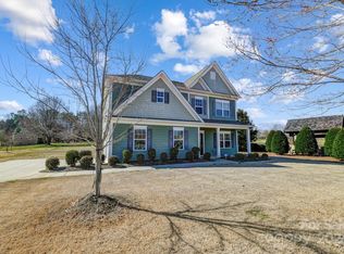104 Autumn Mist Rd, Statesville, NC 28677