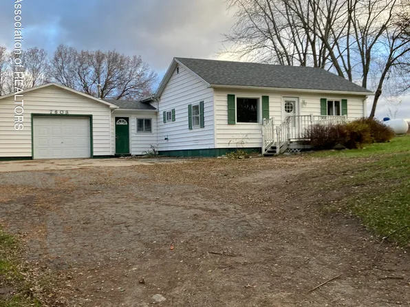 7603 Kimball Rd, Lyons, MI 48851