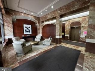 4801 Fairmont Ave APT 403, Bethesda, MD