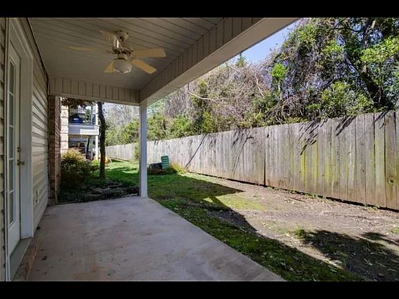 3rd image of 529 Versailles Blvd APT B