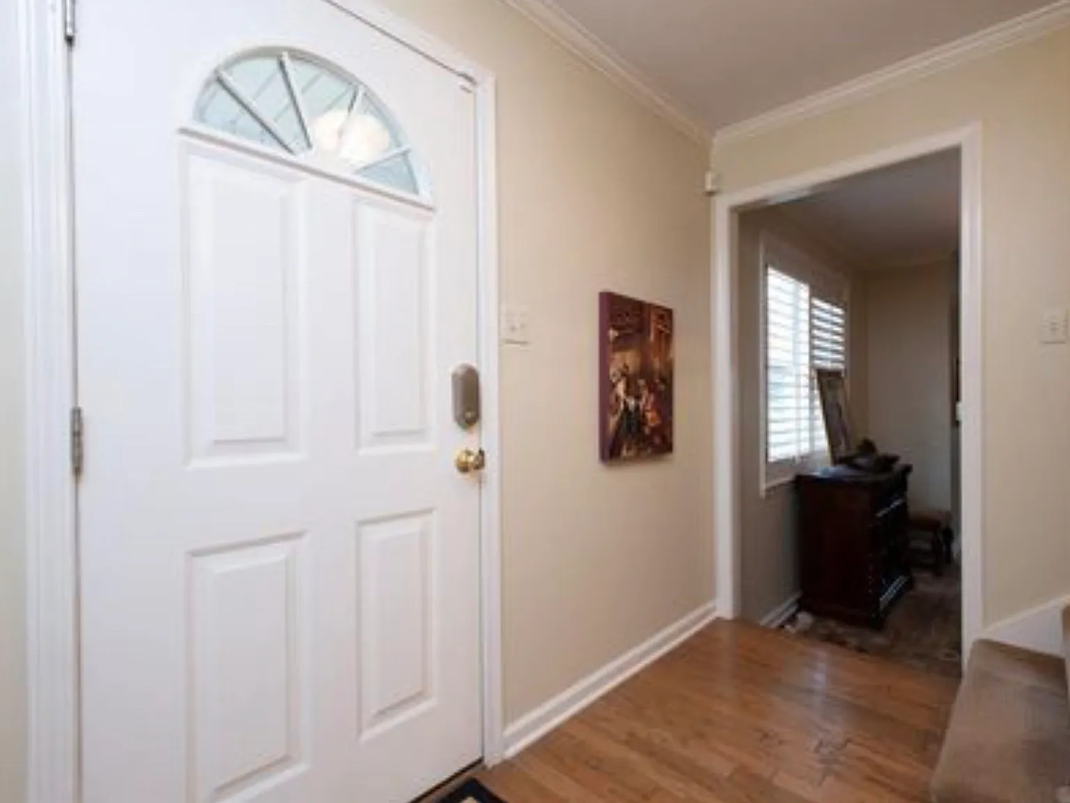 3 bed, 2.5 bath, 2146 sqft, $2,450 — Photo 2