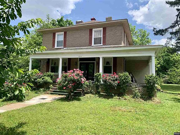 2nd image of 465 Evergreen St