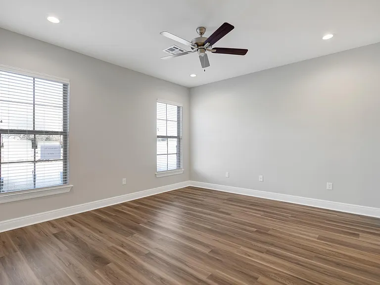 139 Iberia St #G — Photo 3