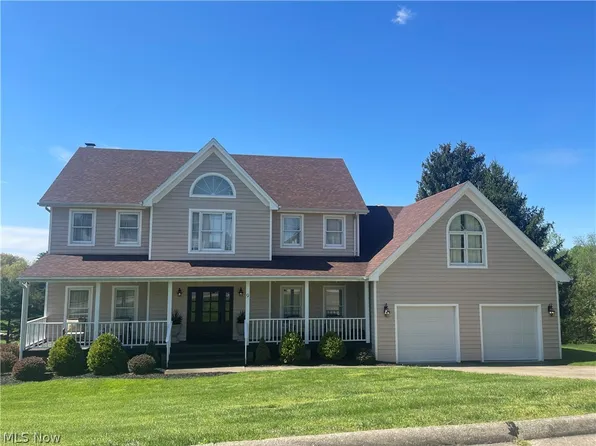 9 Merrywood Ln, Vienna, WV 26105