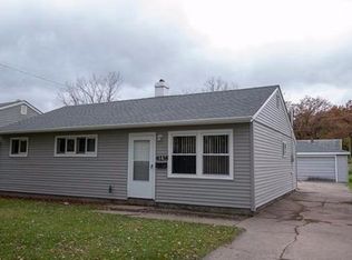 4136 Swift St, Hobart, IN 46342