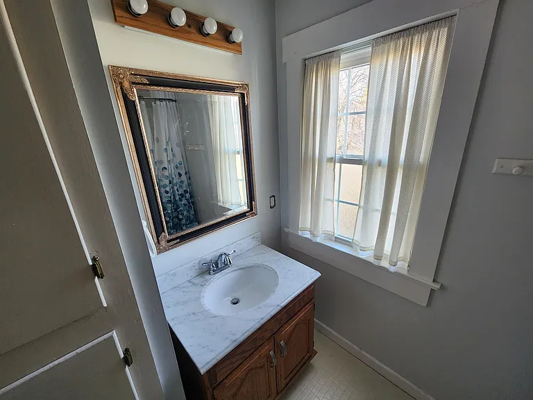 2604 Wayne Ave — Photo 15