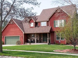 2933 Stonegate Ct SW, Rochester, MN 55902