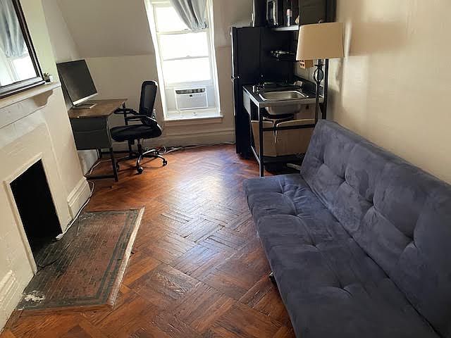 1st image of 264 W 73rd St #4X