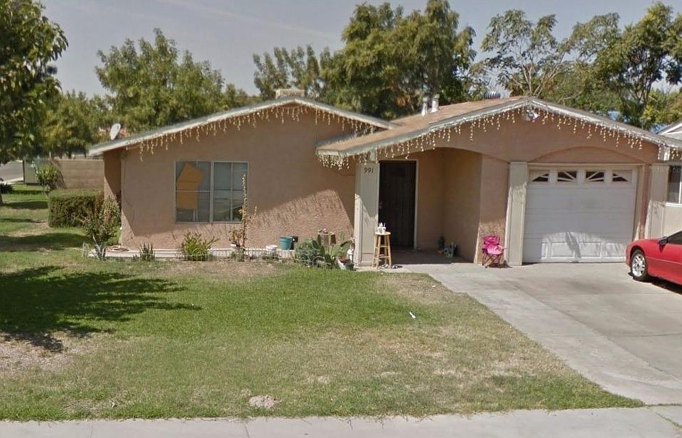 2nd image of 991 S 12th St