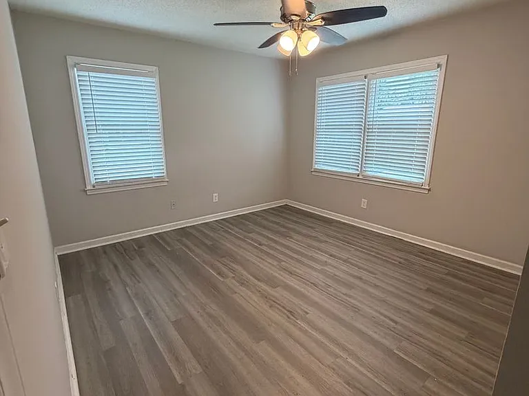 1100 Chandler Dr #104 — Photo 7