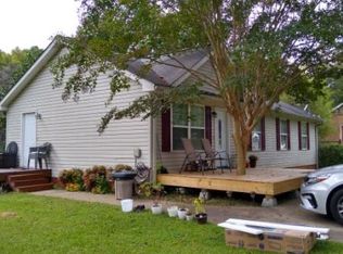 1307 Eugene Dr, Gainesville, GA 30507