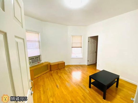 4th image of 44 Bay 17th St #1