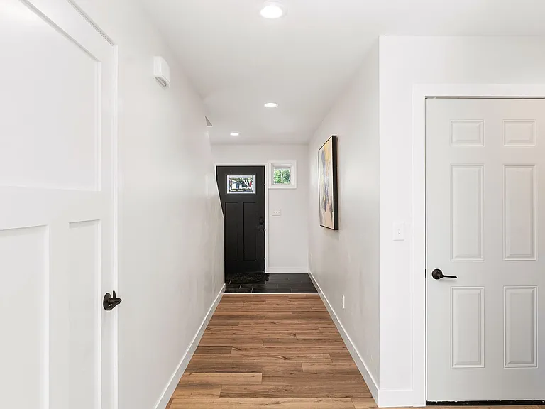 2108 Cottage Hill Cir — Photo 4