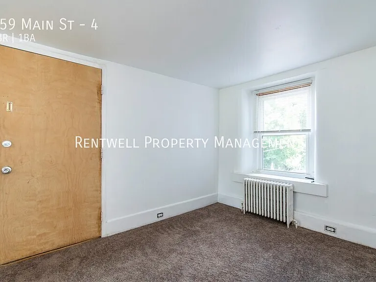 159 Main St #4 — Photo 8