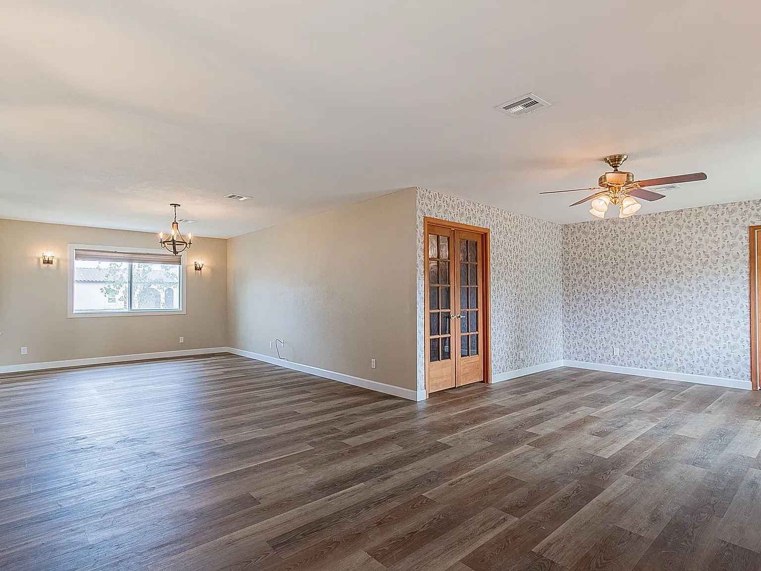 4 bed, 2117 sqft, $2,200 — Photo 3