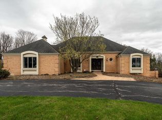220 Sheffield Dr, Brookfield, WI 53005