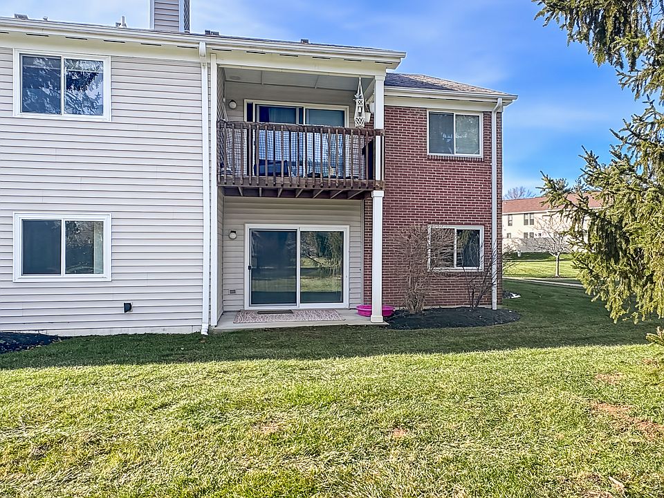 1st image of 8480 Island Pines Pl APT 2