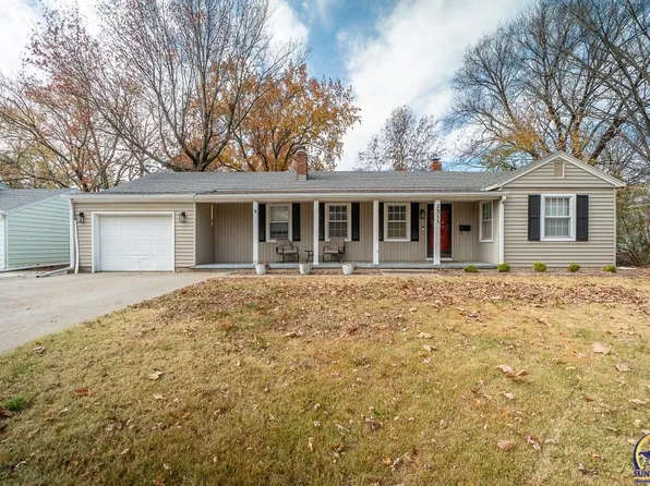 2311 SW Burnett Rd, Topeka, KS 66614