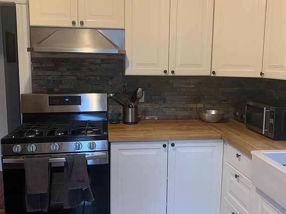 5th image of 4232 Campbell St #2