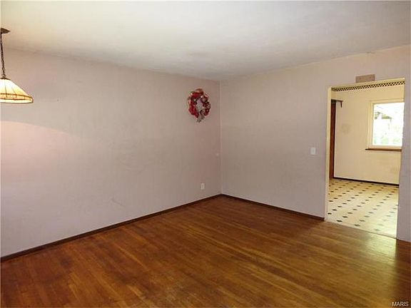 4th image of 10624 Lochness Pl