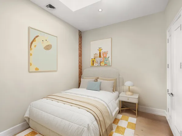 139 Rochester Avenue image 7 of 16