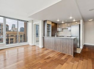 1088 Richards St #1801, Vancouver, BC V6B 0J8