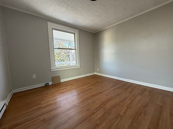 5th image of 120 Locust St #2