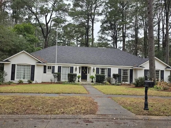 8312 Suffolk Dr, Shreveport, LA 71106