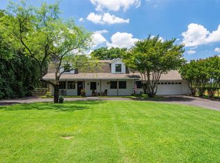 1201 Murrell Rd, Grapevine, TX 76051