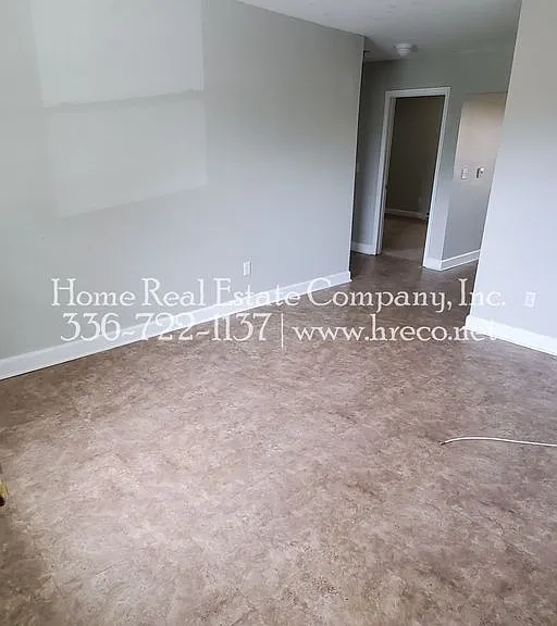 2334 N Cherry St #D — Photo 5